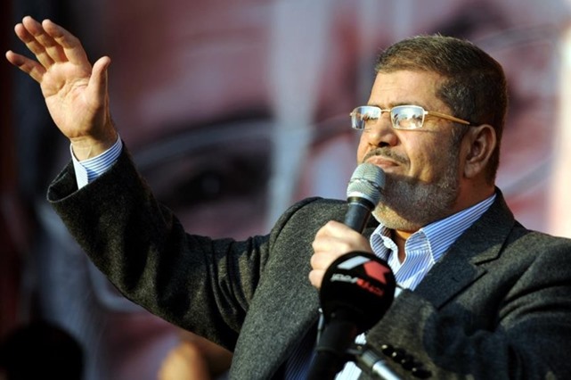 مسؤولون مصريون هددوا مرسي قبيل أيام من وفاته