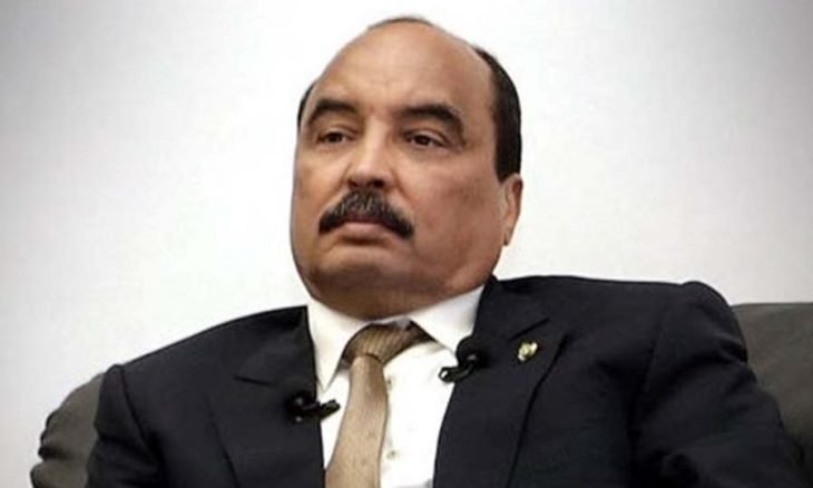 الرئيس الموريتاني السابق يُهدّد بالخروج عن “صمته”