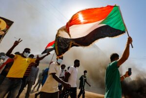 سلطات السودان تفرج عن 115 متظاهراً احتجزتهم لأسابيع