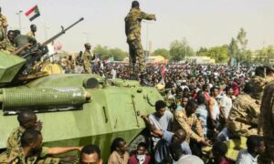 السودان.. مقتل محتجين في مواجهات مع قوات الأمن